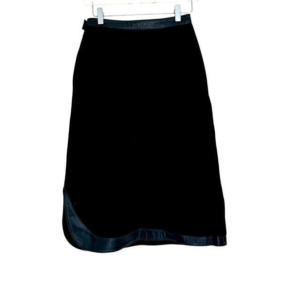 Stuart Leather Fashion Black Skirt Size 8 - Picture 2 of 2